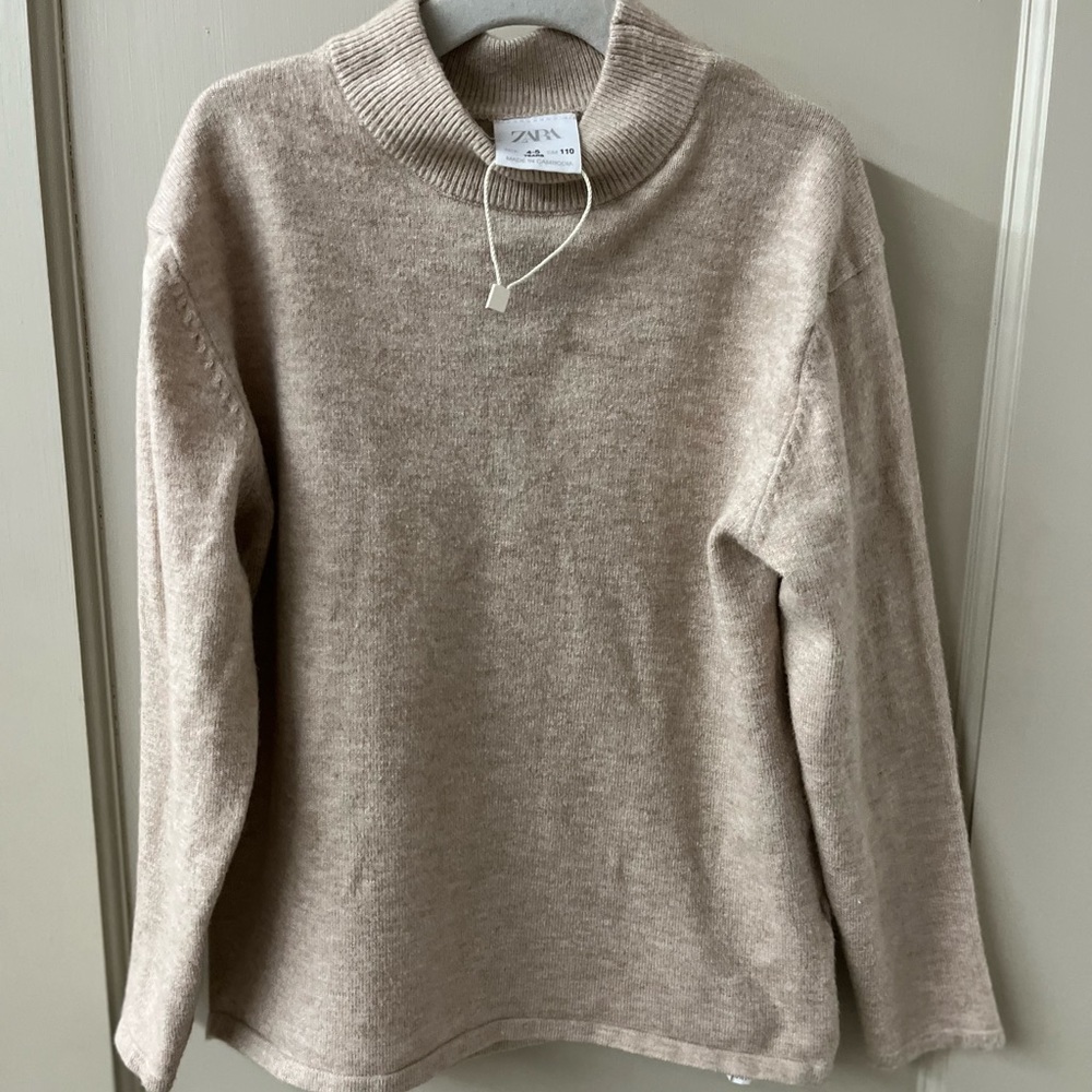 ZARA 4-5 yrs mock neck cream sweater, barely worn!